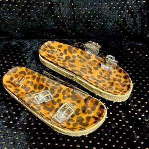 Slides w/leopard print,clear straps, adjustable buckles, size 9M.  New